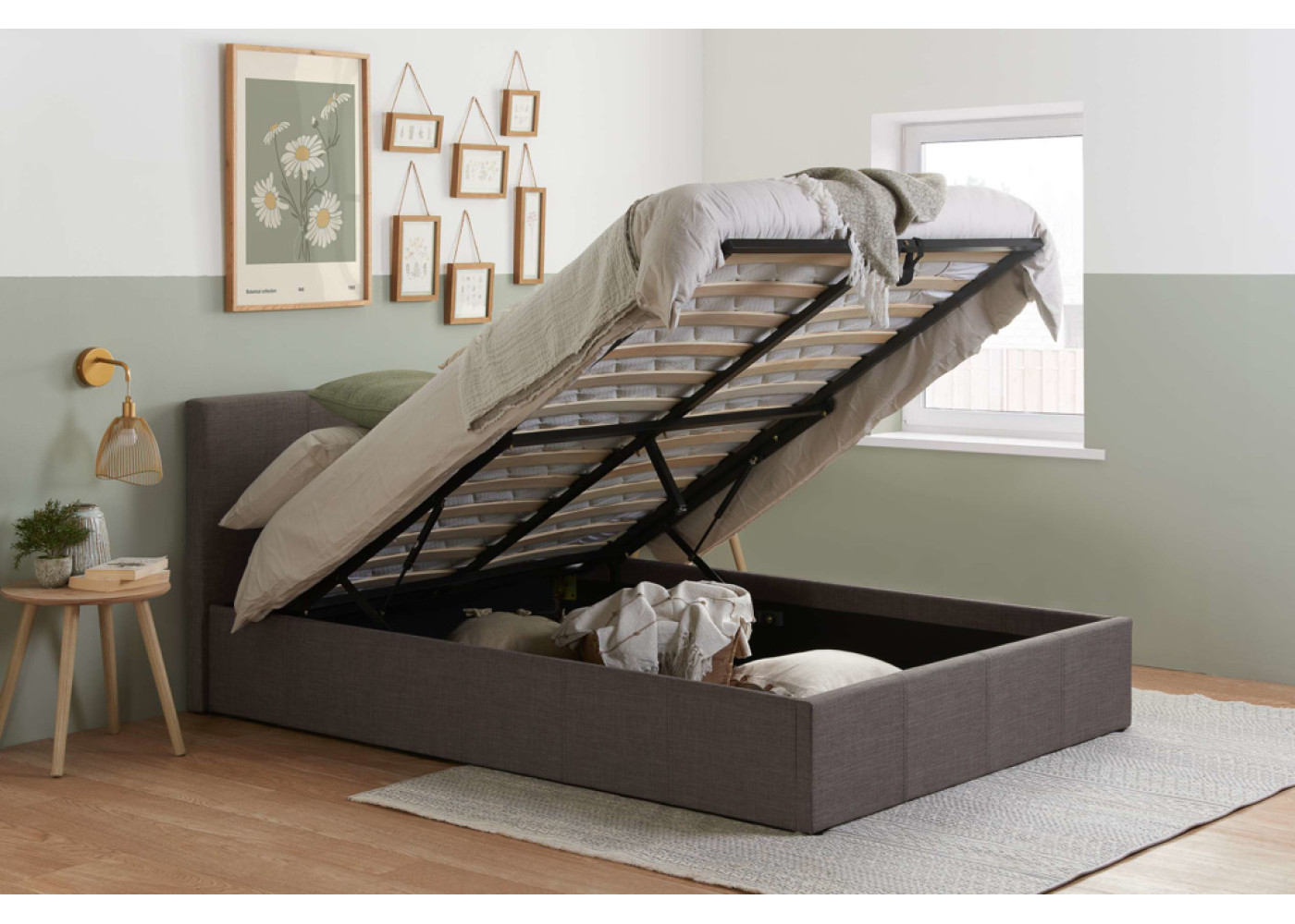 Berlin Ottoman Bed Frame (Grey Linen)