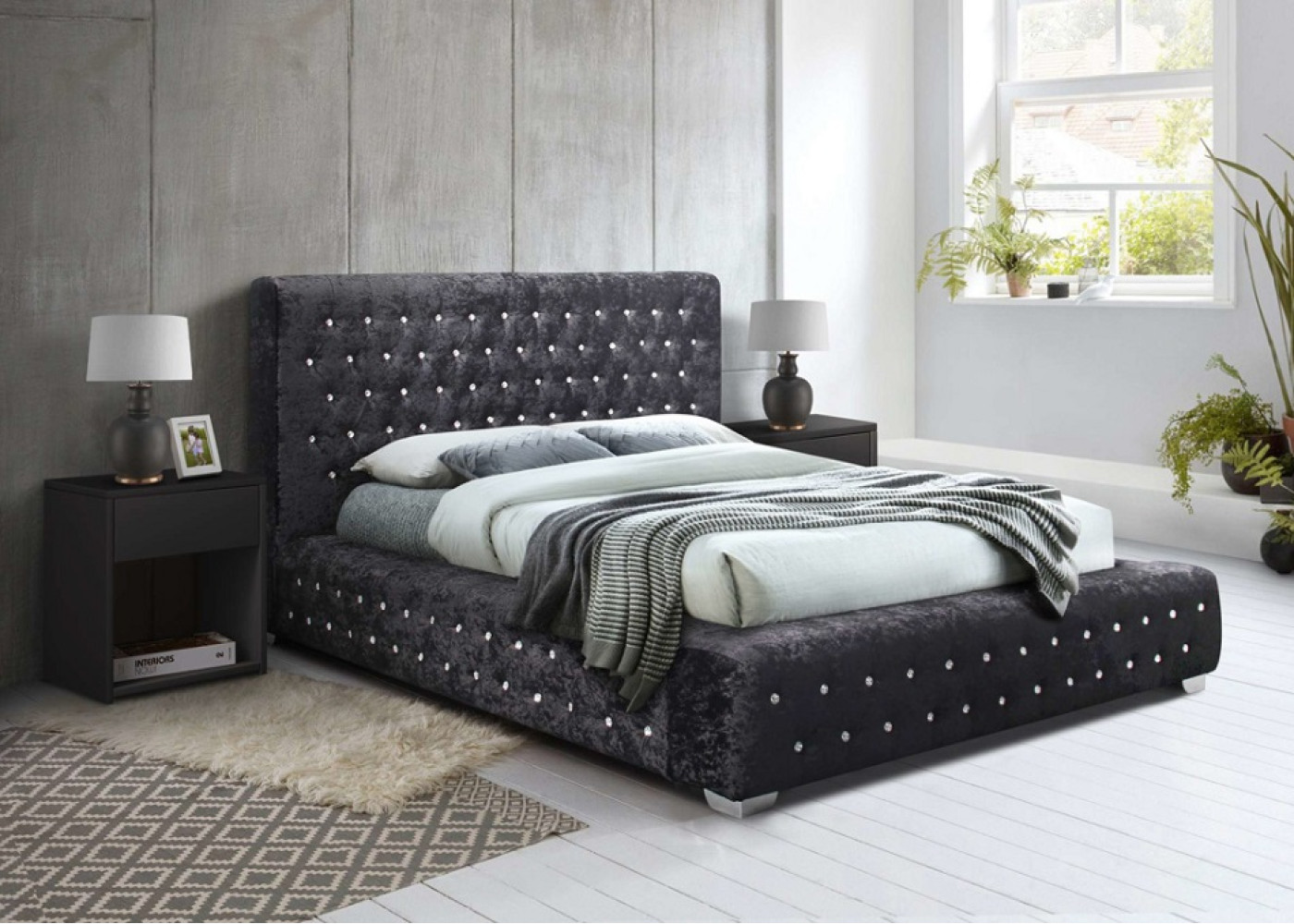 Grande Bed (Black Crush) *Low Stock*