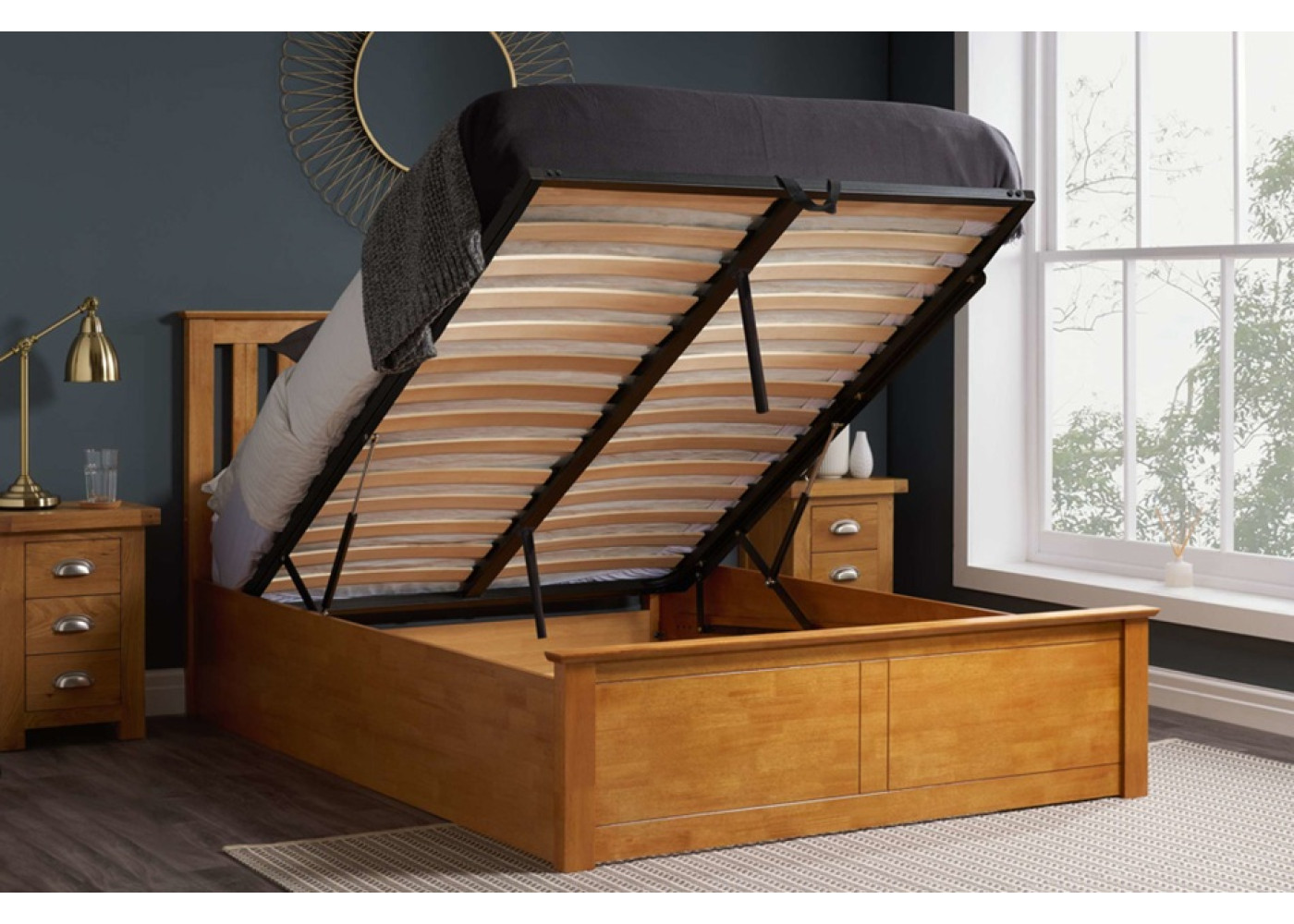 Phoenix Ottoman Bed (Oak)