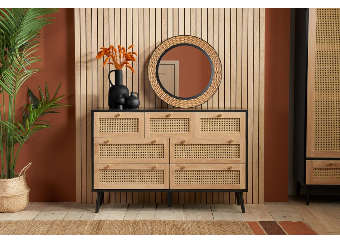 Croxley 7 Drawer Chest (Black)