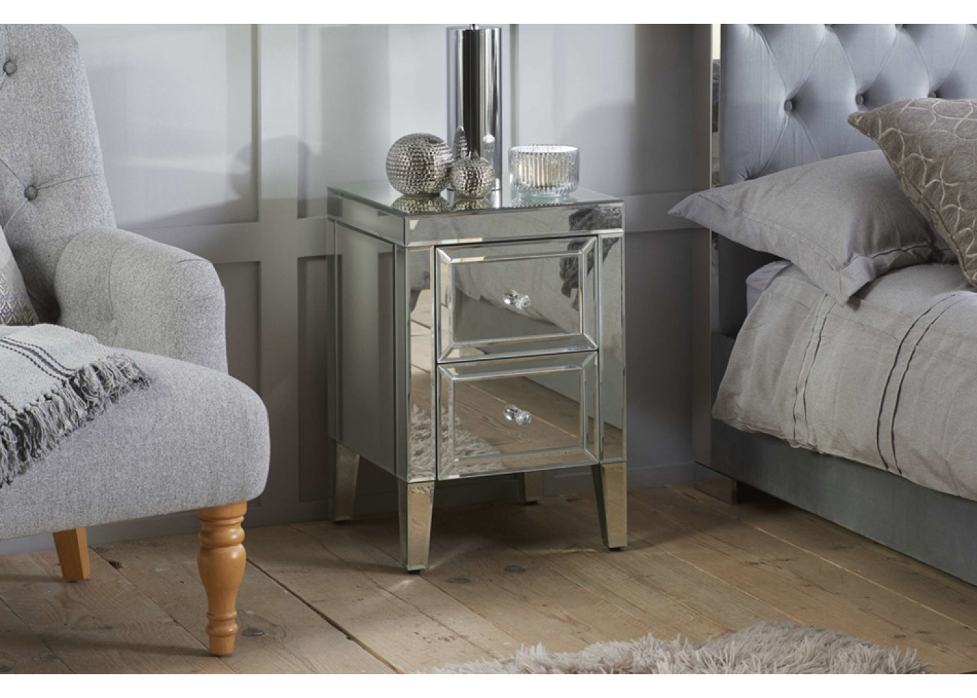 Valencia 2 Drawer Bedside (Assembled)