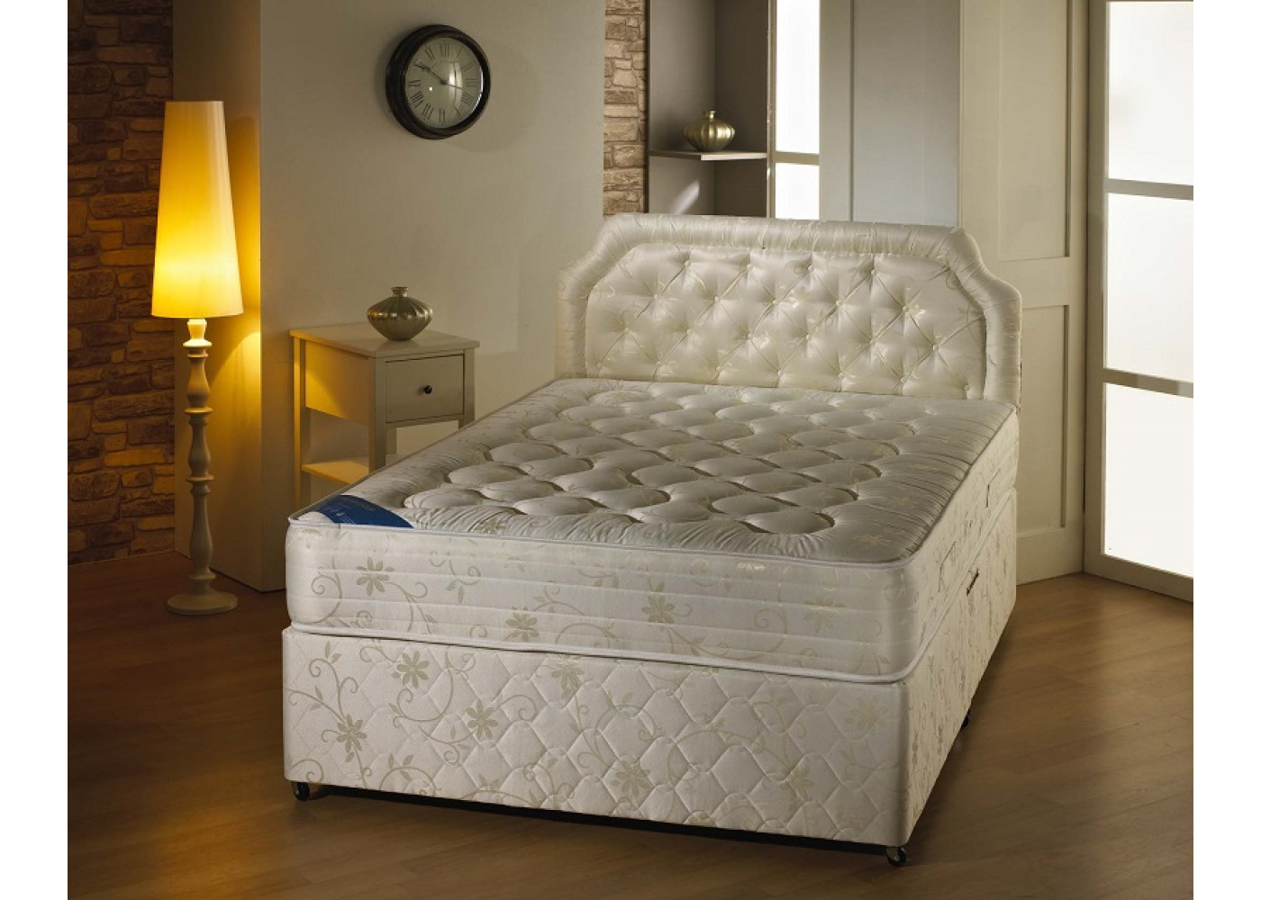 Dorchester Divan Set