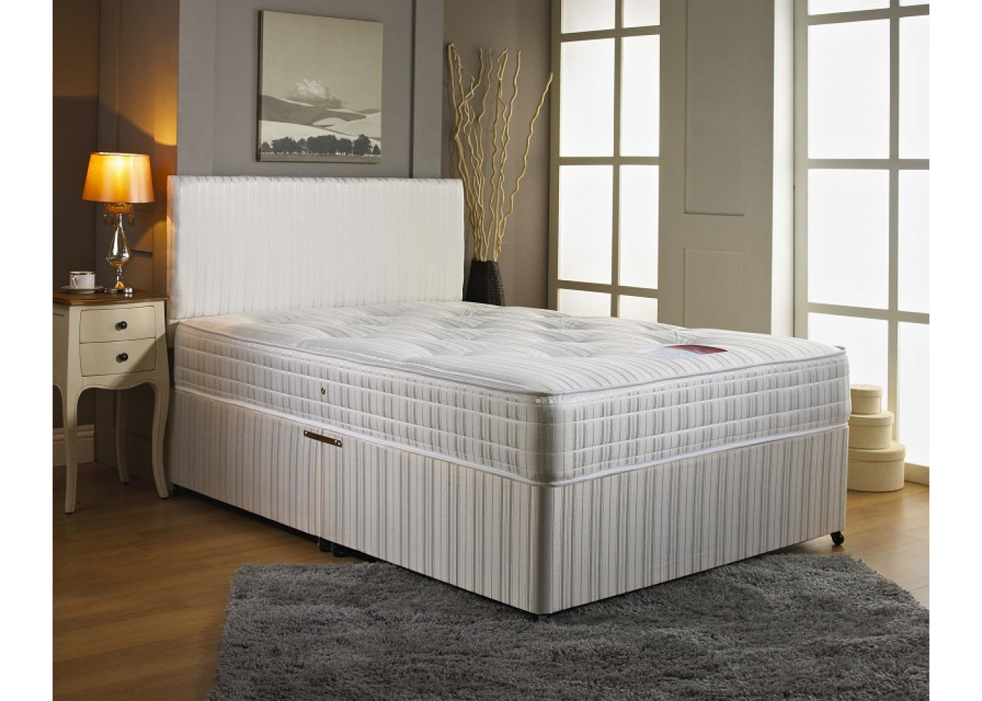 Empress 1000 Divan Set